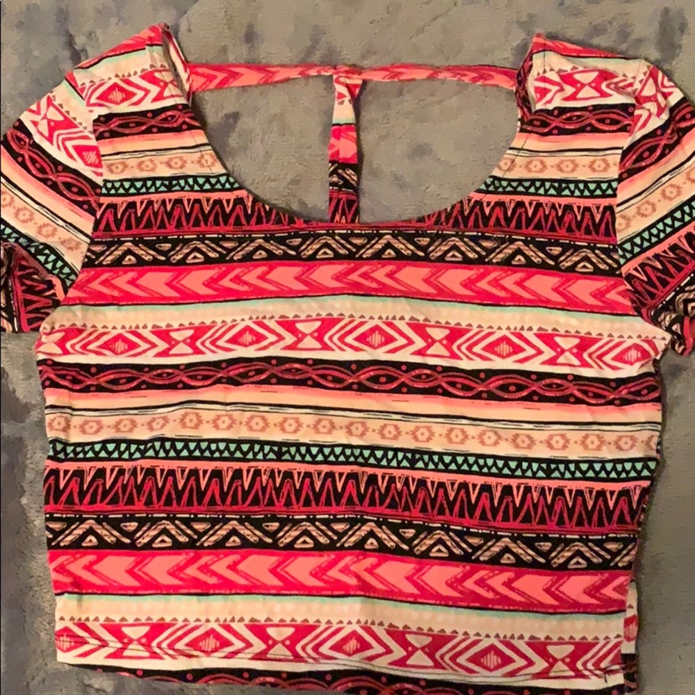 Crop top